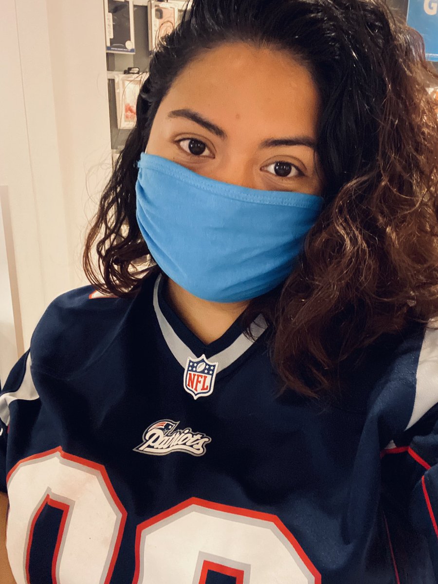 Cedes_Roman's tweet photo. Sundays are better the NFL Sunday Ticket! Join us in Greenwich for the games and switch over to DIRECTV 😍😍#OnlyWithDirecTv #GoPats https://t.co/RLxBLe9sJi