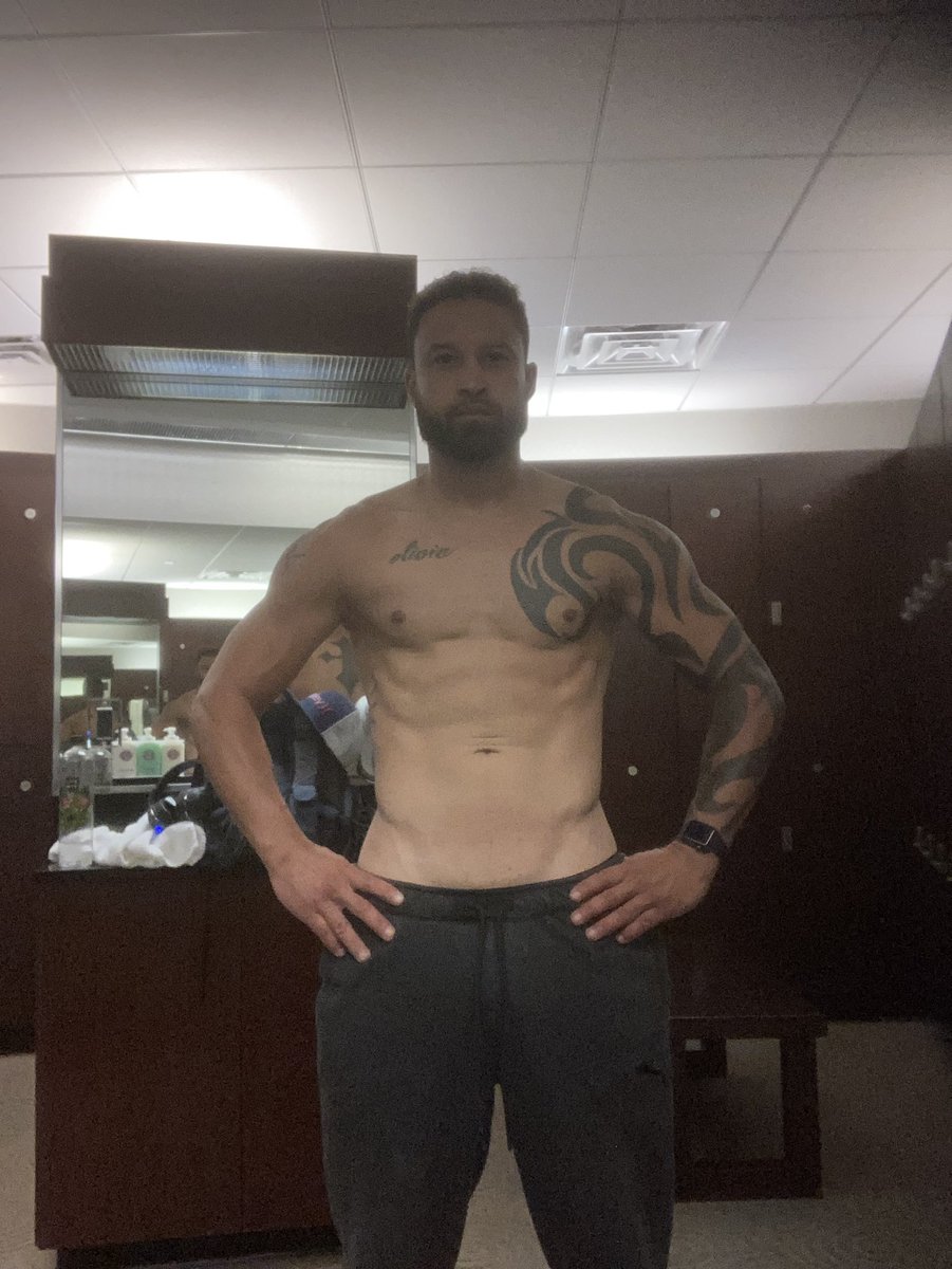 Felix_Igartua's tweet photo. New Mind and Body, Grateful, blessed, and humbled.  Action always speaks louder than words.  #muaythai #kickboxing #mma #JiuJitsu #wrestling #strengthTraining #healthylifestyle #newmind #newbeginnings #LFA #matsdontlie https://t.co/3VYMeo7qLr