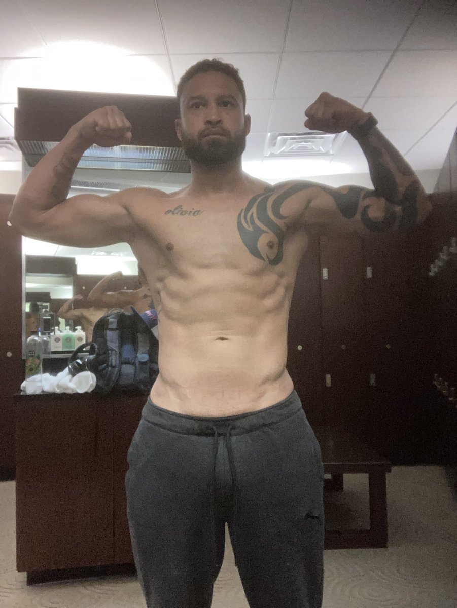 Felix_Igartua's tweet photo. New Mind and Body, Grateful, blessed, and humbled.  Action always speaks louder than words.  #muaythai #kickboxing #mma #JiuJitsu #wrestling #strengthTraining #healthylifestyle #newmind #newbeginnings #LFA #matsdontlie https://t.co/3VYMeo7qLr