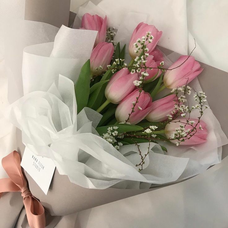BungaApiOFC's tweet photo. ㅤ
ㅤㅤHalo, selamat pagi! Selamat atas comebacknya OMG, ya! Semoga selalu dilancarkan dalam setiap kegiatan yang akan dilakukan oleh seluruh anggota dan semangat  selalu untuk kakak-kakak sekalian! 

Salam hangat, 

ITZLE &amp; staff. 
ㅤ https://t.co/Z9VV5UHOL1