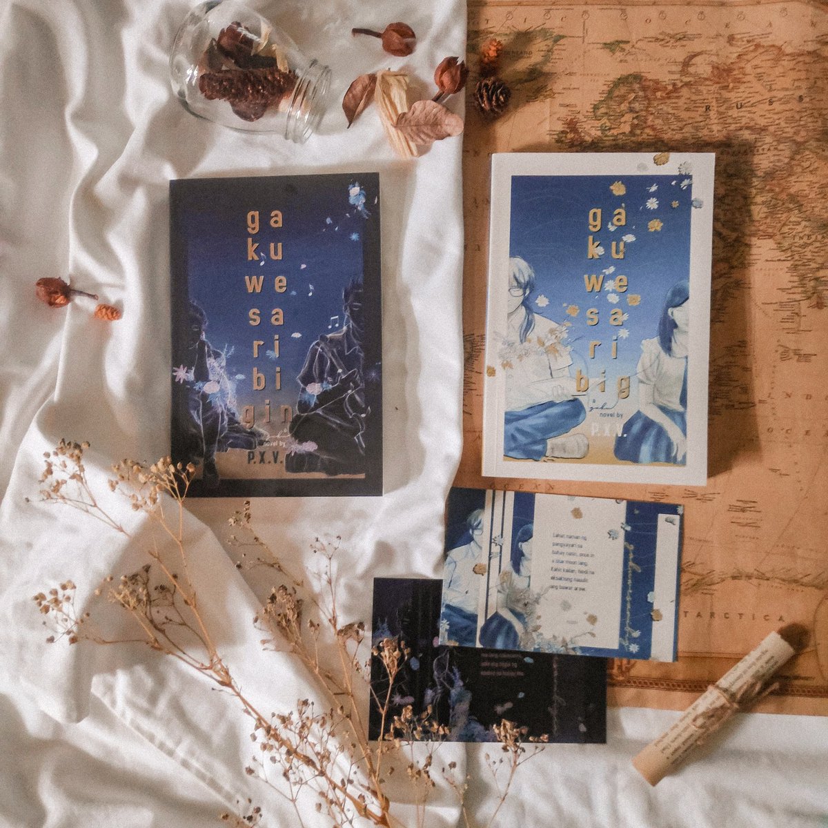 breatheandreadx's tweet photo. I took a few rush shots in between classes yesterday. I'm so sorry for the mess and low quality photos

Anyway, i really wanted to take photos of these books 'cause they were so pretty 😭💖
Commending the publisher, Lathala Press, for such great quality books 💖
#gakuseries https://t.co/HHC9cwQ1TO