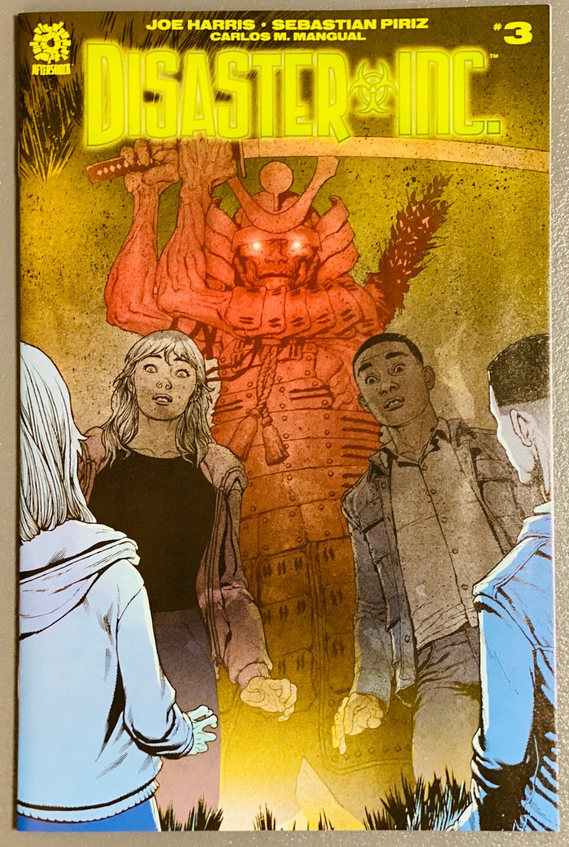 Beaniegirl_1129's tweet photo. #disasterinc #3
Things are heating up for the tour group and the tourist are dropping like flies. I have so many questions - Who will be beheaded next, what do the butterflies have to do with the samurais and what is going on with Abby? I must read issue 4 ASAP! @Malarkey https://t.co/FocTwe8aVS