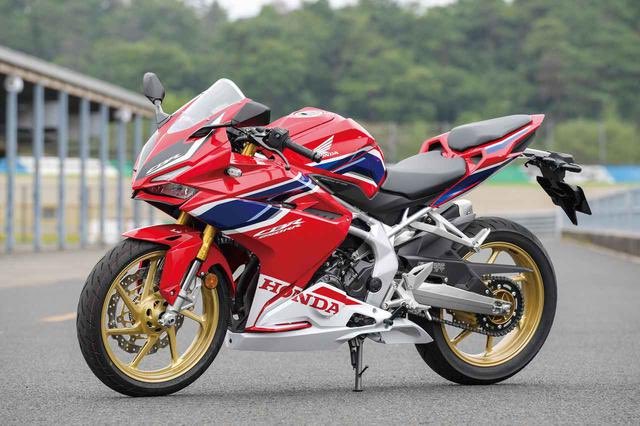 モトスポ バイク総合情報 على تويتر ホンダ新型 Cbr250rr の進化のポイントを徹底解説 T Co Hxbxggwcvn Ninja Zx 25rの最大のライバルと目されるcbr250rr が緊急アップデート 2気筒最強の41psにパワーアップ スリッパークラッチの追加やクイックシフターの
