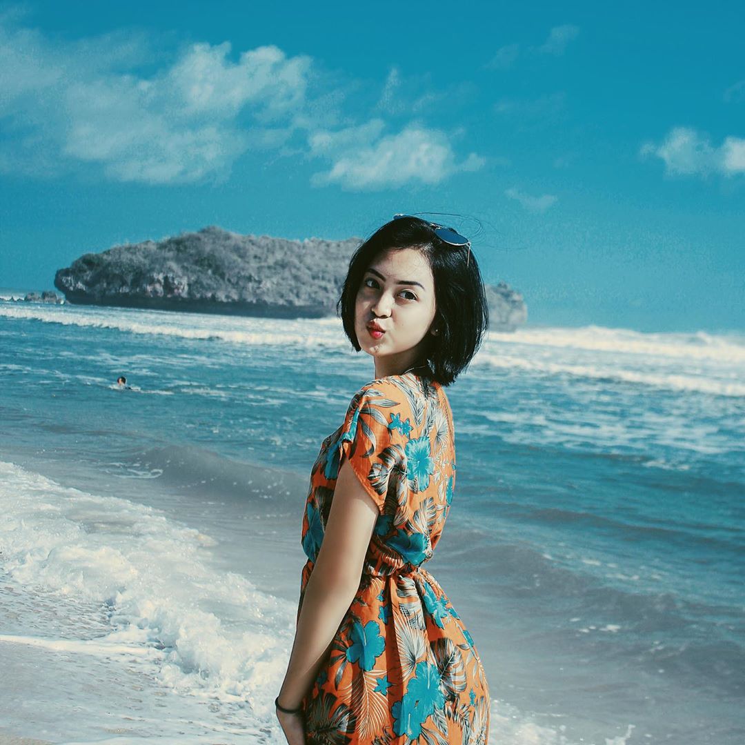 Listyarada_'s tweet photo. #FixEnak kalo ke pantai sama kamu sambil lihat pemandangan https://t.co/qk1sP8rqxi