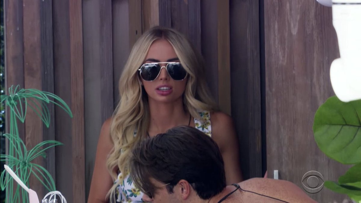 MTVTheoCampbell's tweet photo. #LoveIslandUSA 
The show's villain     The actual villan https://t.co/lApVLJCIWP