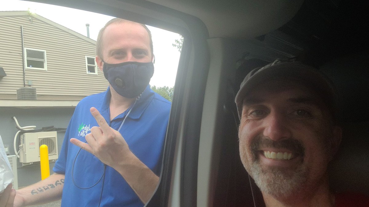 GetConnectedSol's tweet image. With my friends