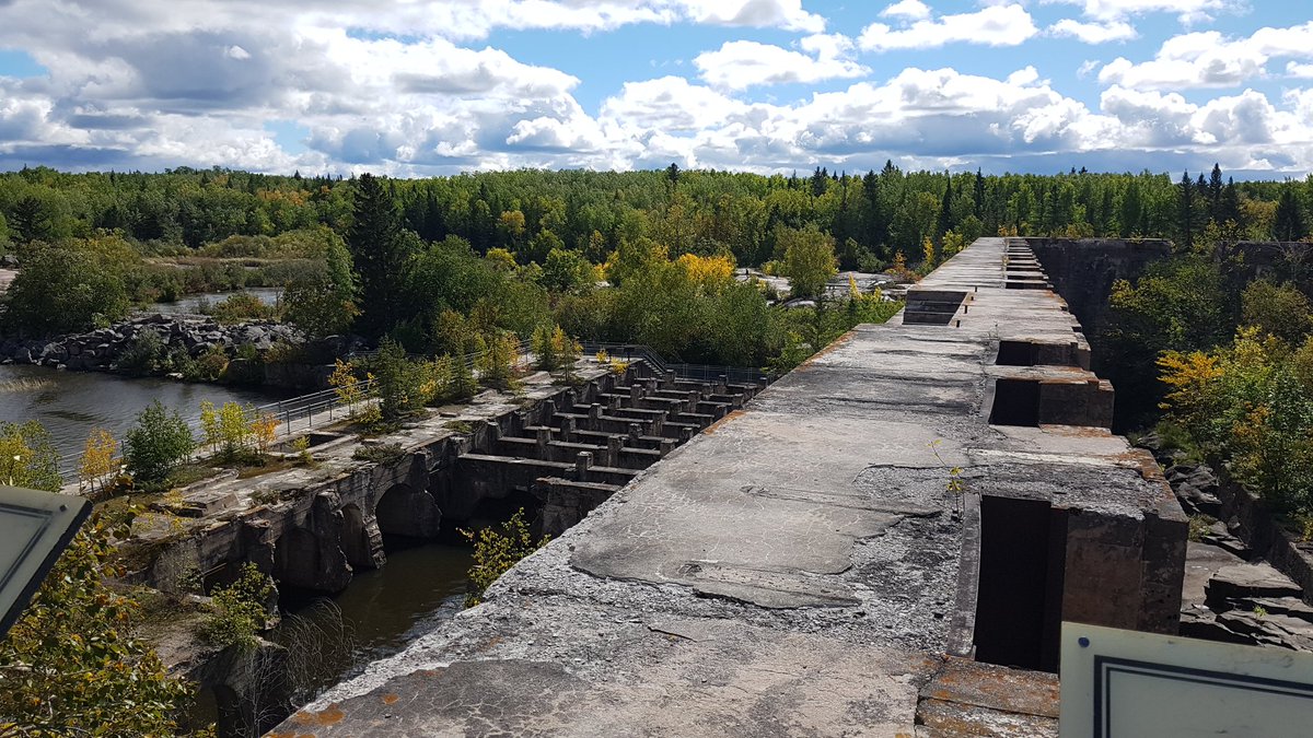 HeatherLCabral's tweet photo. No camera man today and no selfies are never the greatest.  Oh well.  #travelmanitoba #onemoreadventure https://t.co/b9hOxIWugB