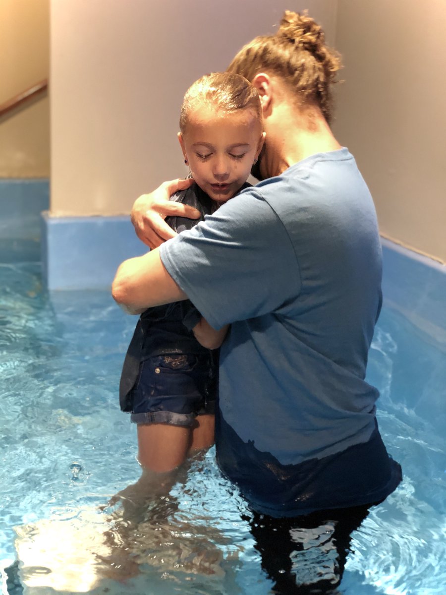 firstbaptistada's tweet photo. We celebrated new life today as our Student Pastor Kyle Mott baptized his sweet daughter.
-
We are so proud of you Lyric!🙌 https://t.co/SLFqBCZuzS