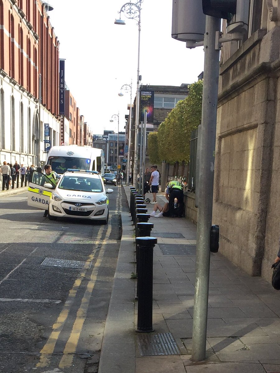 greenshame's tweet photo. @AnthonyICHH Sunday after at Wolfe Tone Square, just off Mary St. Dublin 1. Polish drunkards throwing &amp; smashing vodka bottles..!! Five policemen &amp; two vehicles to arrest one person as so drunk ..!! https://t.co/Xc3aI1SVfA