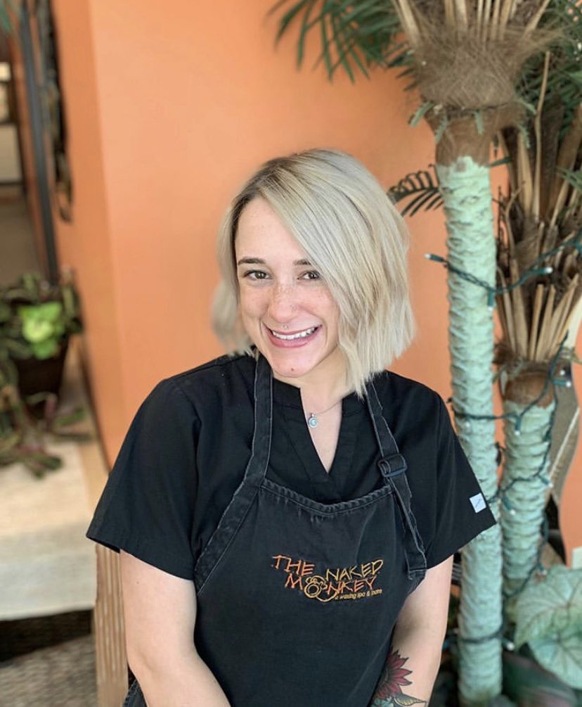 TheNakedMonkey's tweet photo. Congratulations to our esthetician Ivy on her Monkey of the Month win at our Carmel location! Ivy always shows up with a positive attitude and never hesitates to be a team player. Keep up the hard work! 🐒 https://t.co/T7KwOlSlq0
