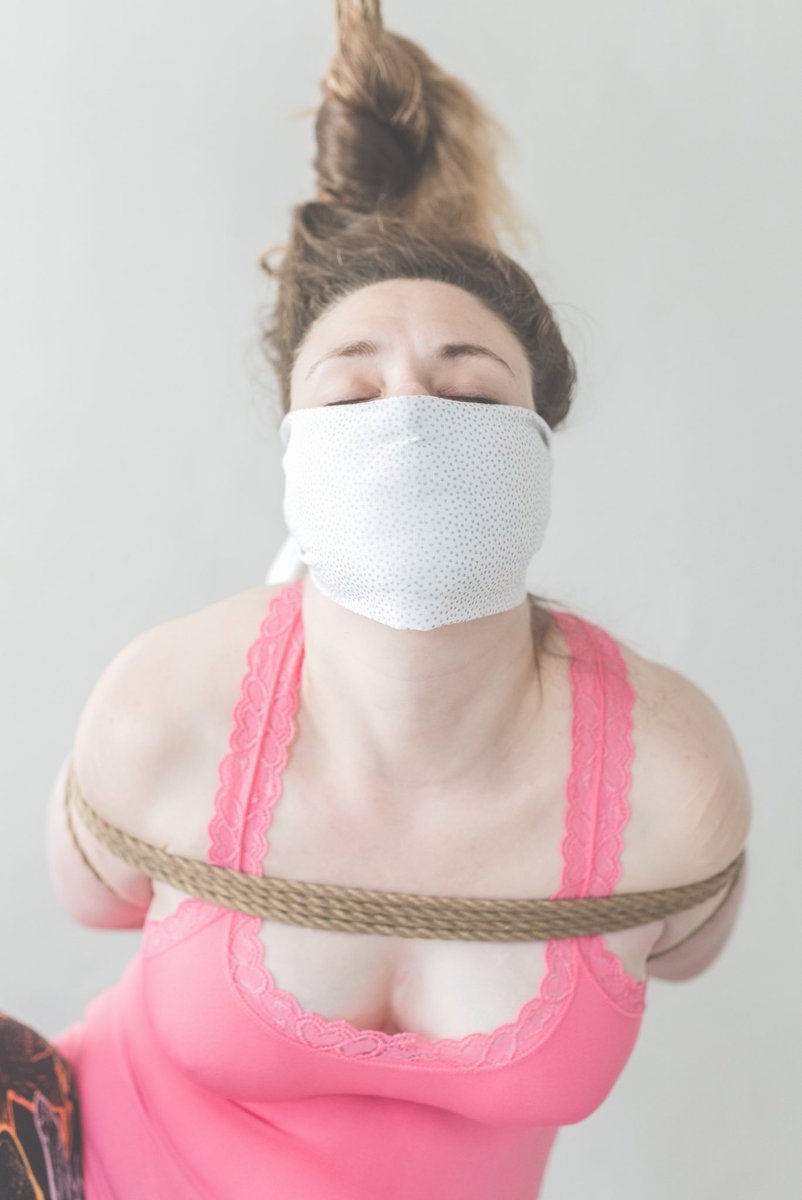 Tom Jute Hanks tweet media