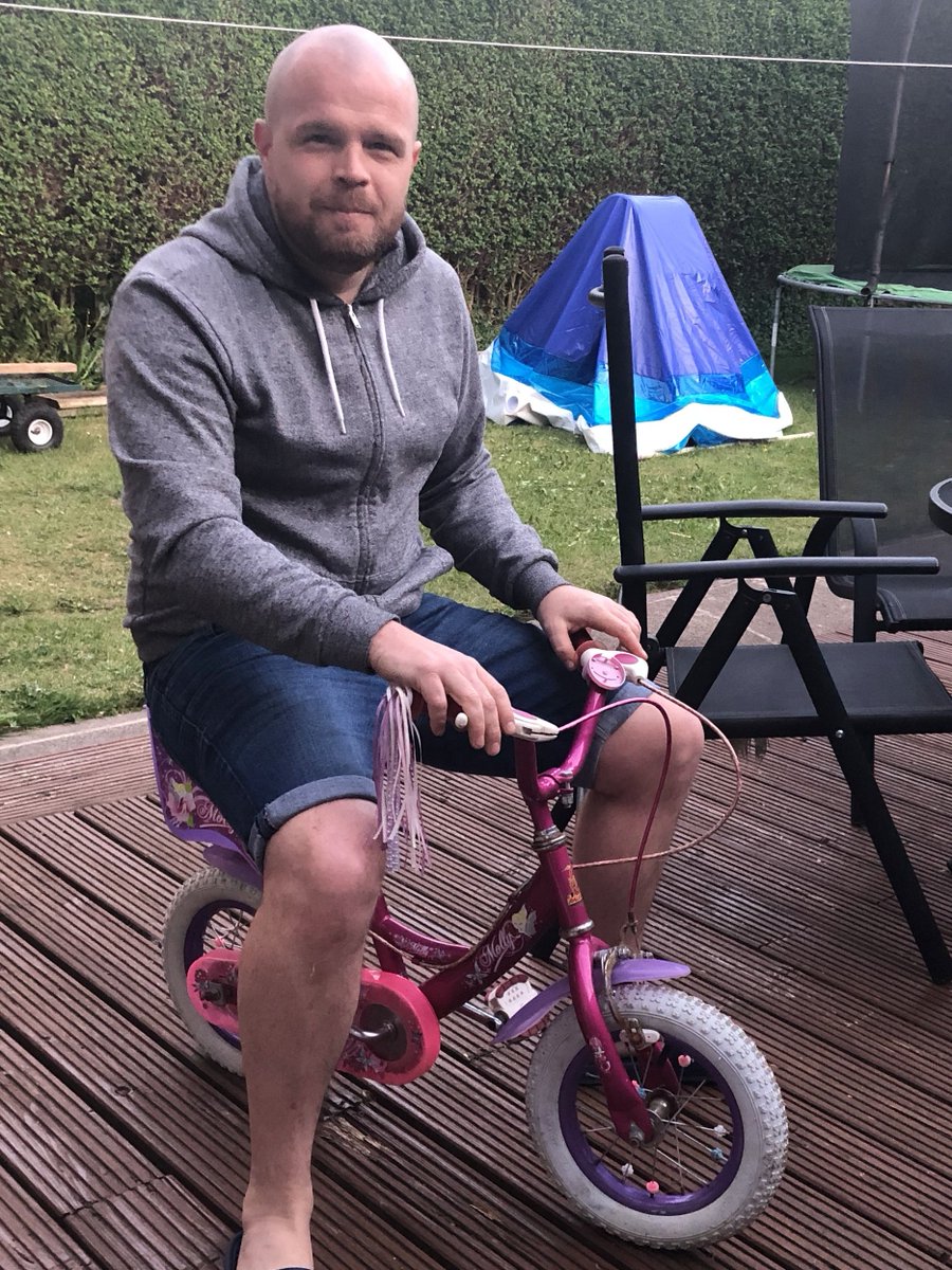 WezHamnett's tweet image. Glasgow2Manchester on a small pink bike if this post gets 10,000 retweets and raises £1000 within the next 48hrs (by midnight on Tues 15th Sept). More info on pictures......

If not reached, will use road bike.
 
gofundme.com/f/4-per-mile

#TeamChristie #Macmillan #BHF #MFTCharity