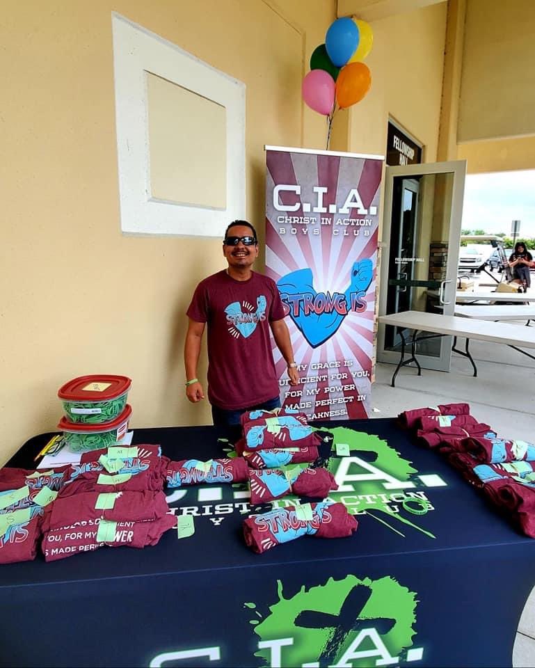 CIAboysclub's tweet photo. New season of CIA is dropping this week and @sunlightchurch is the first in the CIA family to test drive the #StrongIs program. If you want to see boys lives changed through the gospel at your local church, comment below or message us!#ciaboysclub #localchurch #youthministry https://t.co/VczTe8XYRh