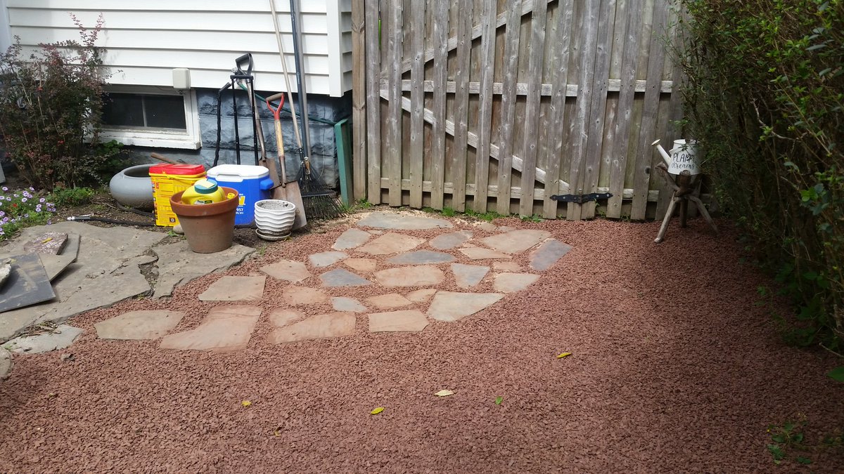 JonathanEvanow1's tweet photo. Nice little bluestone pathway and lava rock install this morning. https://t.co/OynqlUiiir