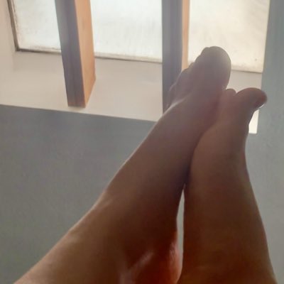 Asmr foot fetish FOOT FETISH