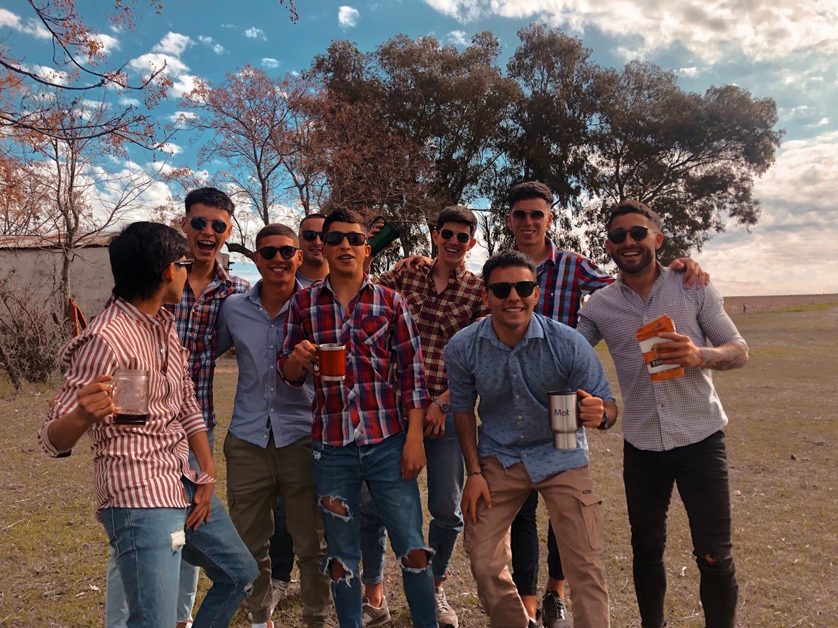 ChacoOut's tweet photo. Tirando un poco de facha para todos los haters😎 https://t.co/nB50ITOSUE