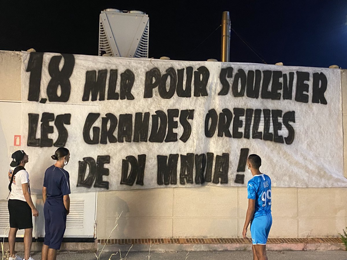 Mode55489648's tweet photo. Petit message pour le @PSG_inside 🤣🤣🤣 https://t.co/ybMG3kCUlu