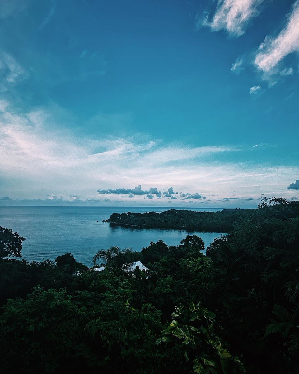 Having a great time out in Jamaica by myself, writing some songs that you’ll all cry to on long drives hopefully X