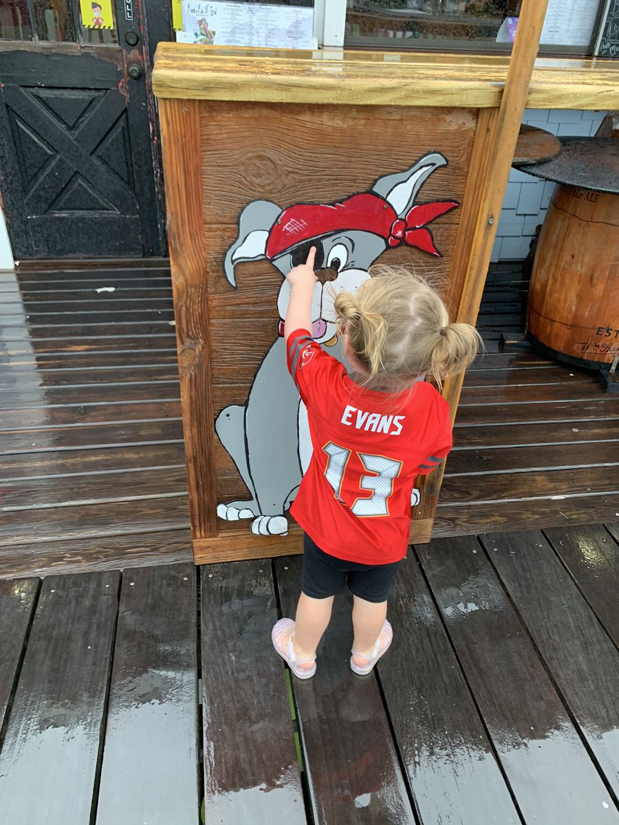 Bucs cutest fan #Buccaneers #BucsvsSaints