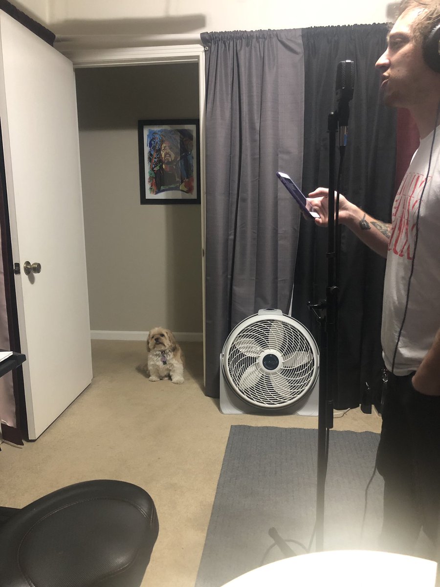 millerhunks's tweet photo. Recording demos with world famous producer Bubba the Dog 🔥 🤘 https://t.co/If4c84mHXV
