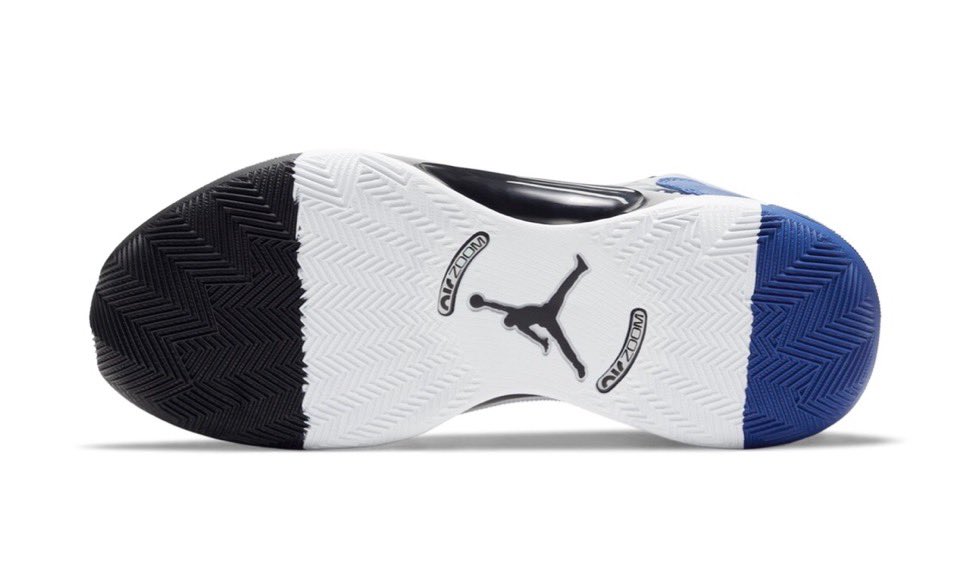 gpt_news012's tweet photo. 【fragment design × Nike】
🔸Air Jordan 35の新色
“fragment design”が登場!
🔸発売日:2020年10月28日
🔸価格:未定
🔸国内での発売は未定
🔸fragment designとNikeのコラボバッシュです
#NIKE #ナイキ #fragmentdesign #バッシュ #バスケ #airjordan35 #スニーカー #bashsokuhou https://t.co/z6nzPWwSb2