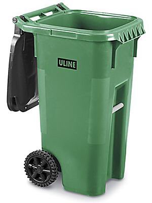 open this thread if you like uhhhh.... trash cans? yeah fuck it, trash cans.