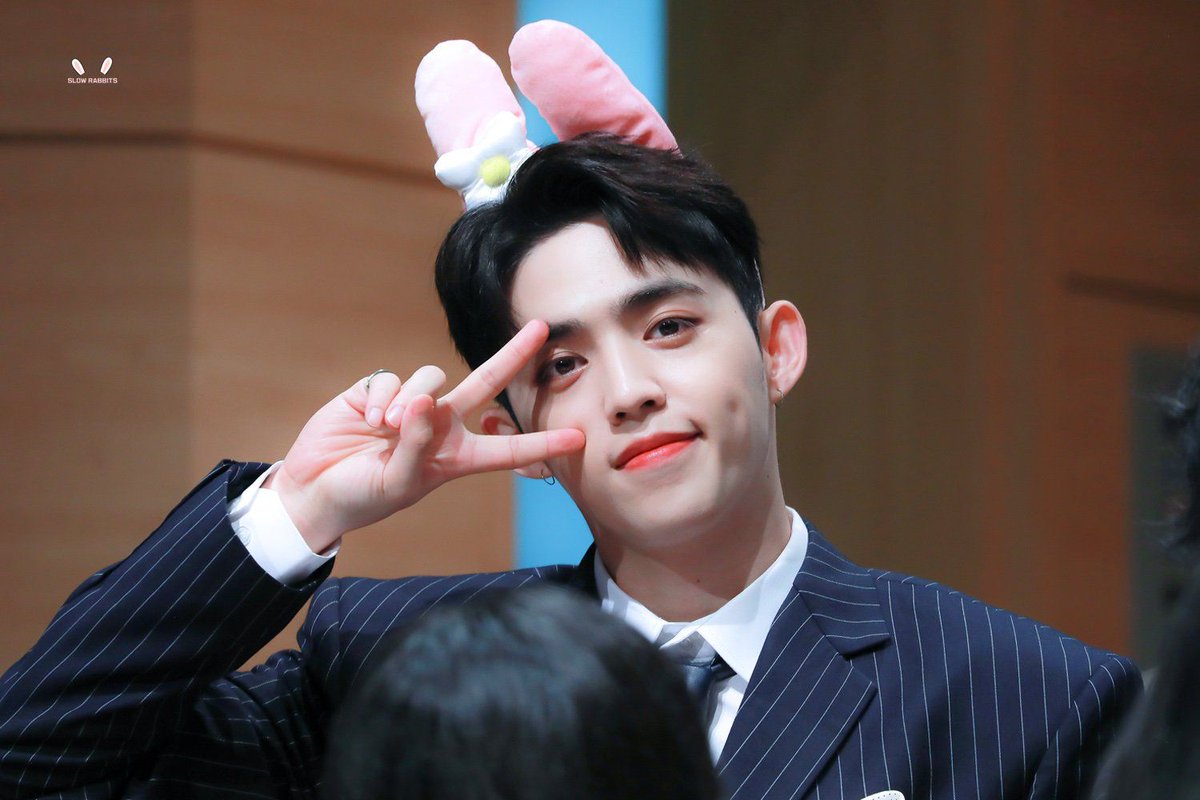 hourly_scoups's tweet photo. #SCOUPS #SEVENTEEN #에스쿱스 #최승철 #エスクプス #세븐틴 @pledis_17 https://t.co/PBYnCHjTWQ