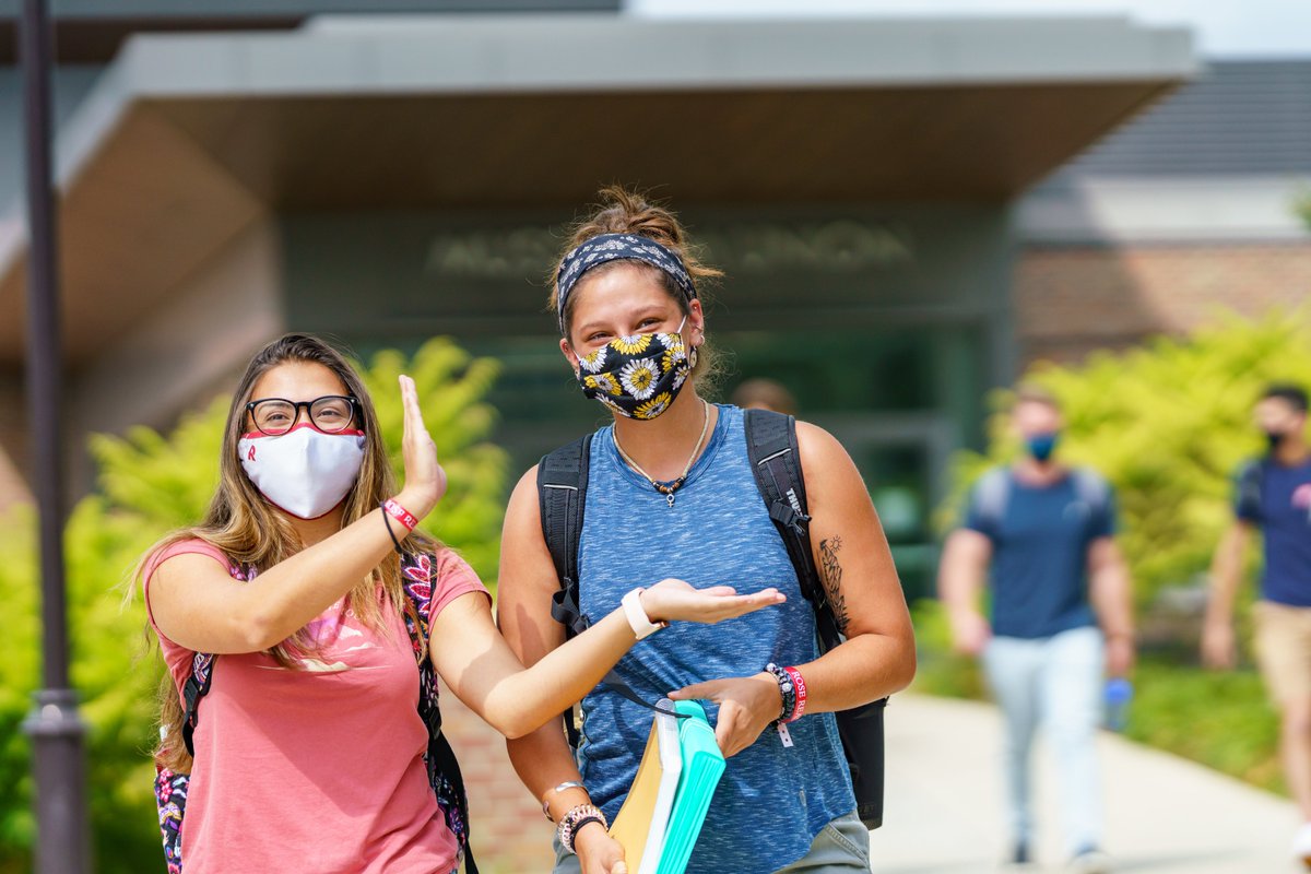 RoseHulman's tweet photo. Mask Up Engineers: Students have been quite creative while staying safe & healthy by wearing a variety of masks throughout campus during the first week of classes. We're getting through this TOGETHER! #roseready #MaskUpEngineers #MaskUpHoosiers https://t.co/oUCaqRgshx