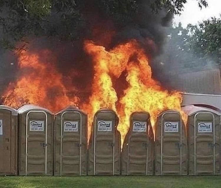 CauseWereGuys's tweet photo. If 2020 was a scented candle https://t.co/ZeW6EQQI0b