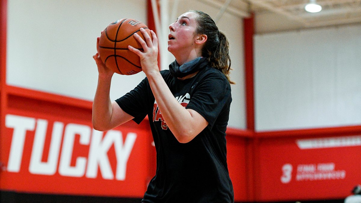 LadyTopperHoops's tweet photo. We got after it today 💪 

#GoTops https://t.co/Tl11Oia9Wv