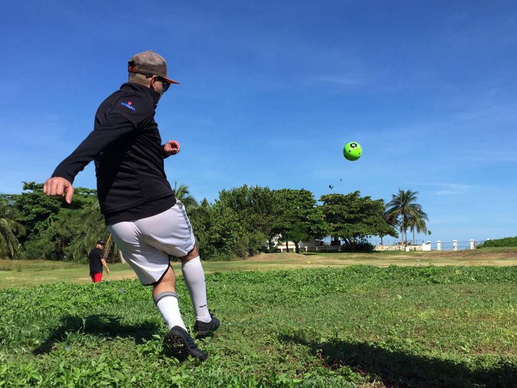 HellfishFGC's tweet photo. Fue un placer volver al campo en esta jornada 4 #LoQueSea #NoVivesDeEnsalada #SoyUnHellfish #Footgolf https://t.co/mlemefIIZL