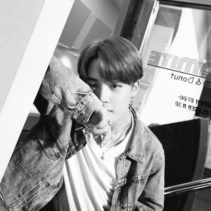 J0N4HVP's tweet photo. ᅟ
ㅤㅤㅤㅤ 𝗹𝗼𝘃𝗲 𝗺𝗮𝘇𝗲 ❪&!❫ ɯe hαve to
ㅤㅤㅤㅤ belıeve onlч ın ﹫ourselvǝ̲̅s
ᅟ
#kuparty
ᅟ https://t.co/Zr8iVn4hEp