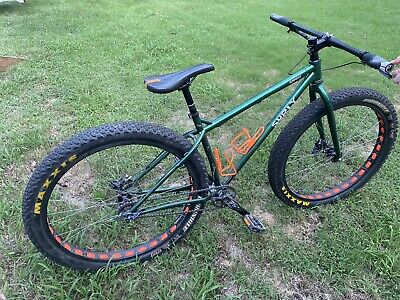 FixieDailyDeals's tweet photo. Surly Krampus 29+ Single Speed Medium https://t.co/xMGOTSFofV https://t.co/QuqcqflJm7