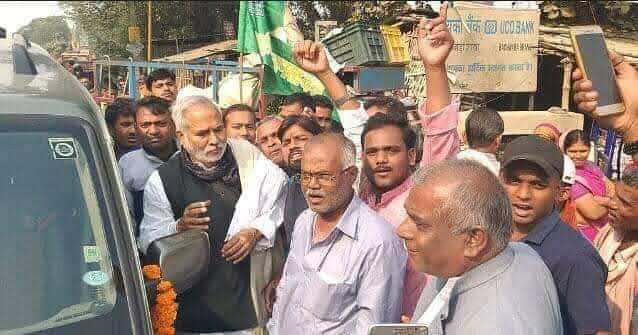 अत्यंत दुःखद।
राजद के वरिष्ठ नेता रघुवंश प्रसाद सिंह का दिल्ली AIIMS में निधन हो गया.. रघुवंश बाबू सामाजिक और राजनीतिक तौर पर बिहार में एक बड़ा शून्य छोड़ गए।
विनम्र श्रद्धांजलि 💐💐💐
जिलाध्यक्ष बेगूसराय
अतिपिछड़ा प्रकोष्ठ