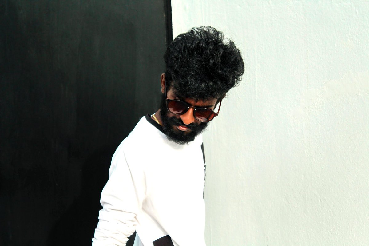 SanthaKumarR14's tweet photo. ..
#photoshoots #photooftheday #like4follow #streets #streetphotographyindia #love #chennaipictures #photostreet #stlyepic #photoshop2020 #2020goals #following #followlikes #lockdown2020 #lockdownlife #streetshoot https://t.co/nfuRPNgHTT