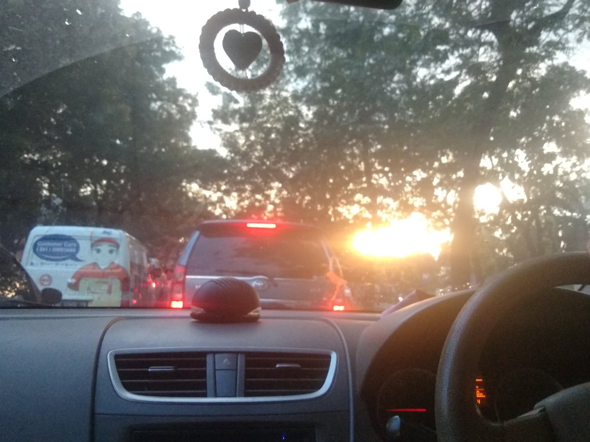 HilmiaHalim's tweet image. Kuy ditebak, ini suasana pagi hari atau senja? 

#OptimasiTwitter