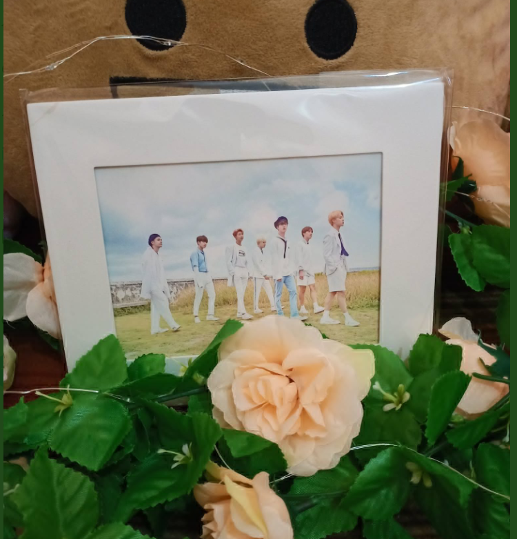 BTS Seasons Greetings 2018Desk Calendar and Photoframe - 850On-hand, ready to ship. http://shopee.ph/xx_chachi  #BTS  #BTSARMY  #BTSSeasonsGreetings2018