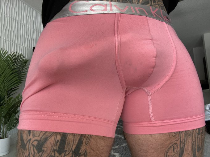 Reminder that I post DAILY on my onlyfans and all new subscribers get 50% off! Cum join the party 🥳  https://t