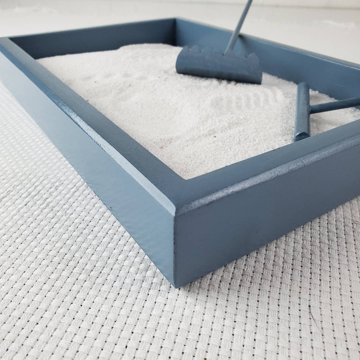 defiantartsco's tweet image. Blue Zen-Fidget box and custom tools.

#woodshop #woodworking #woodworkersofinstagram #woodworker #woodart #woodworkingshop #cabinetmaker #carpenter #woodcraft #furnituremaker #craftsman #epoxyart #resinart #epoxy #resin  #mainewoodworker #mainelife #mainely