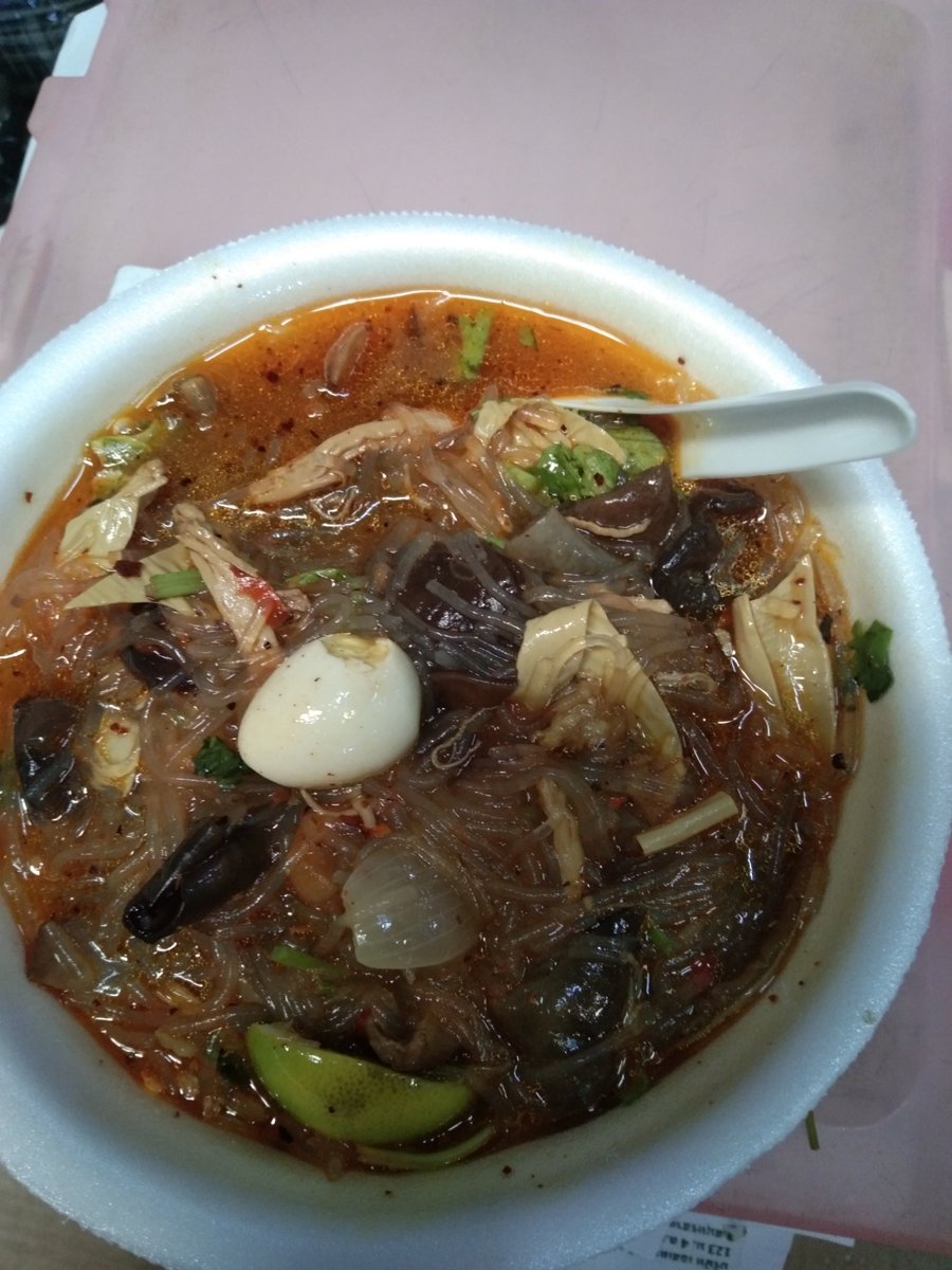 YintTel's tweet photo. ကိုရဲ့မနက္စာမင္းနဲ့အတူစားခ်င္မိယ္ကြားးးးး😁😁😁 https://t.co/130eK9KUDn