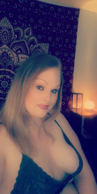 selling nude pics and videos I take venmo pay 📱 3366183533 or snapchat: mistync1991 Hit me up ! 💦 https://t<a href="/tag/pinktoes"class="tags"><span>#pinktoes</span></a>