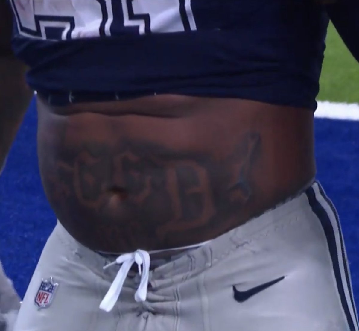 Fox Sports Nfl On Twitter Zeke Really Has Feed Me With A Spoon Tattooed On His Stomach Do What The Man Says