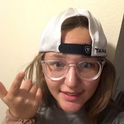 MegMobley8's tweet photo. Luv that country life! People love to make fun of โrednecksโ but weโre TAKING IT BACK! #REDNECKPROUD #yeeyee #NewProfilePic https://t.co/Vr9gvCEYWb