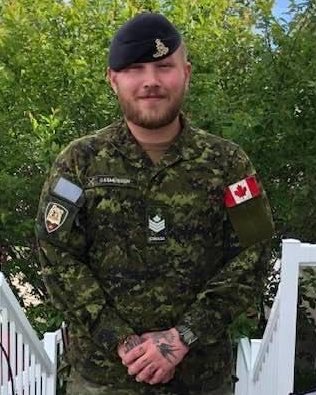 Scoojoe's tweet photo. Wishing my son a very Happy 23rd birthday today #armylife #armymom #hemakesmeproud https://t.co/XMmtec15Tb