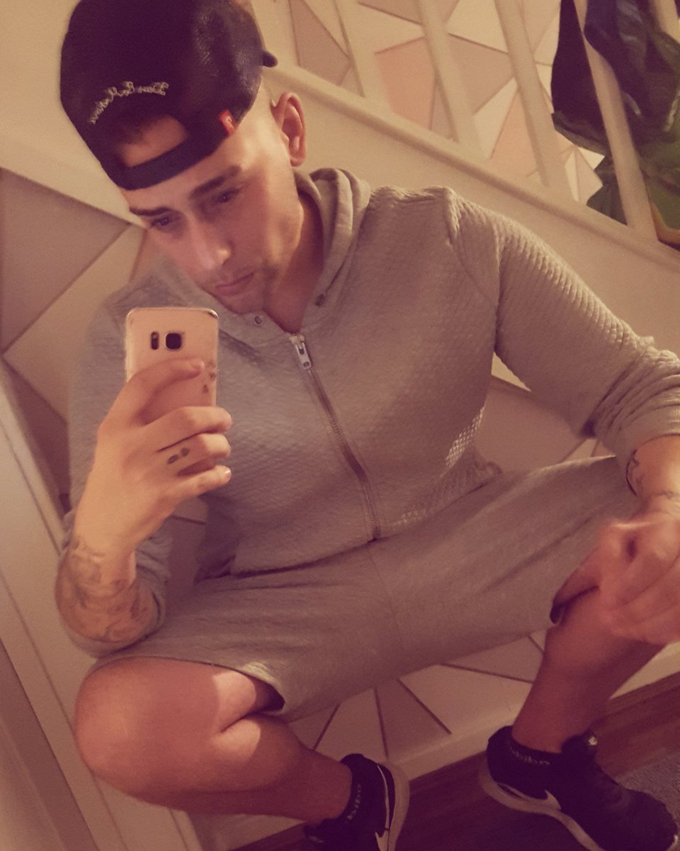 mastershane19's tweet photo. 💪🏻#findom #alpha #cashmaster #paypig #fetish #tribute #bigdick #cashapp #hung #master #serveme #finsub #feetmaster #alphamale #Straightmaster #muscle

👉👉👉👉👉Onlyfans👉👉👉 https://t.co/Wvtziz5TCS👉👉👉👉👉👉 https://t.co/Wcl6oqZe3d https://t.co/ctoCbPme68