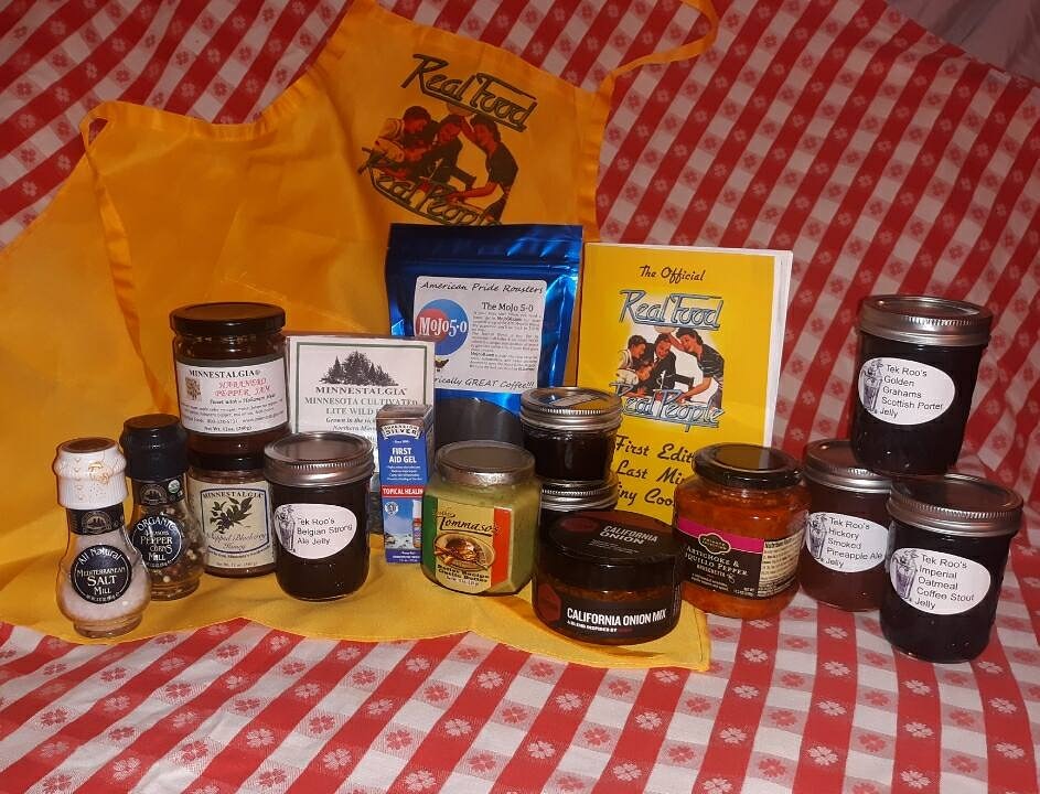 RealFoodHolly1's tweet photo. We would like to congratulate @HeatHugg88 for being winner 1 for our prize package!
If you missed your chance to enter, you still have 3 more chances to win!
Listen to @spoonyradio 7pm &amp; 1am ET for the clue or anytime on
https://t.co/HSqITHIHWp
#RealFoodRealPeople 
@realfoodpat1 https://t.co/yAIo3jPF7m