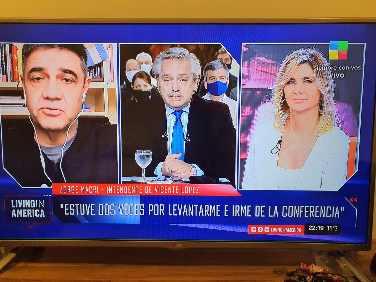 lajuanmanuelok's tweet photo. .@jorgemacri otra vez con lo mismo.

Hasta que te diste cuenta que algo te vas a llevar y te quedaste quietito.

Siempre ibas aaaaa.......

#MacriEsMacri https://t.co/rVpU2wpCGc