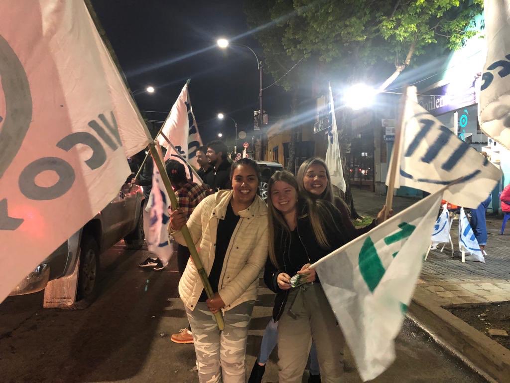 111Juventud's tweet photo. Domingo de militancia! 
Recta final para las elecciones departamentales...
Votas a Pablo Caram? Vota con la 111 LA MEJOR LISTA DE PABLO! https://t.co/kOpwhTMOVr