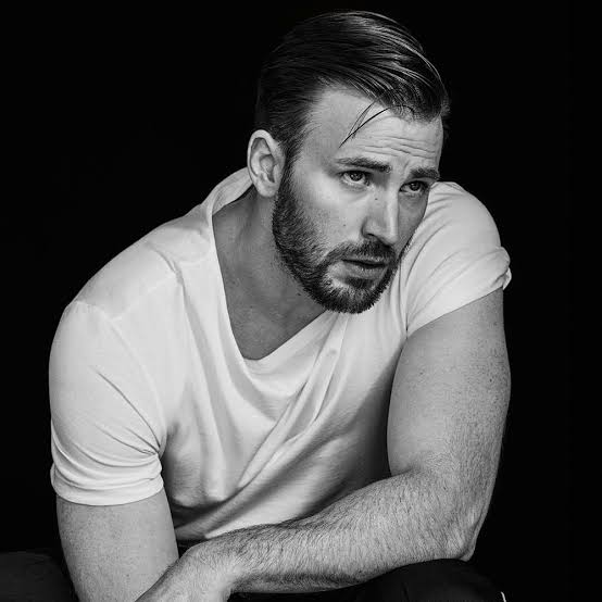 Chris Evans, black & white aesthetic; a thread
