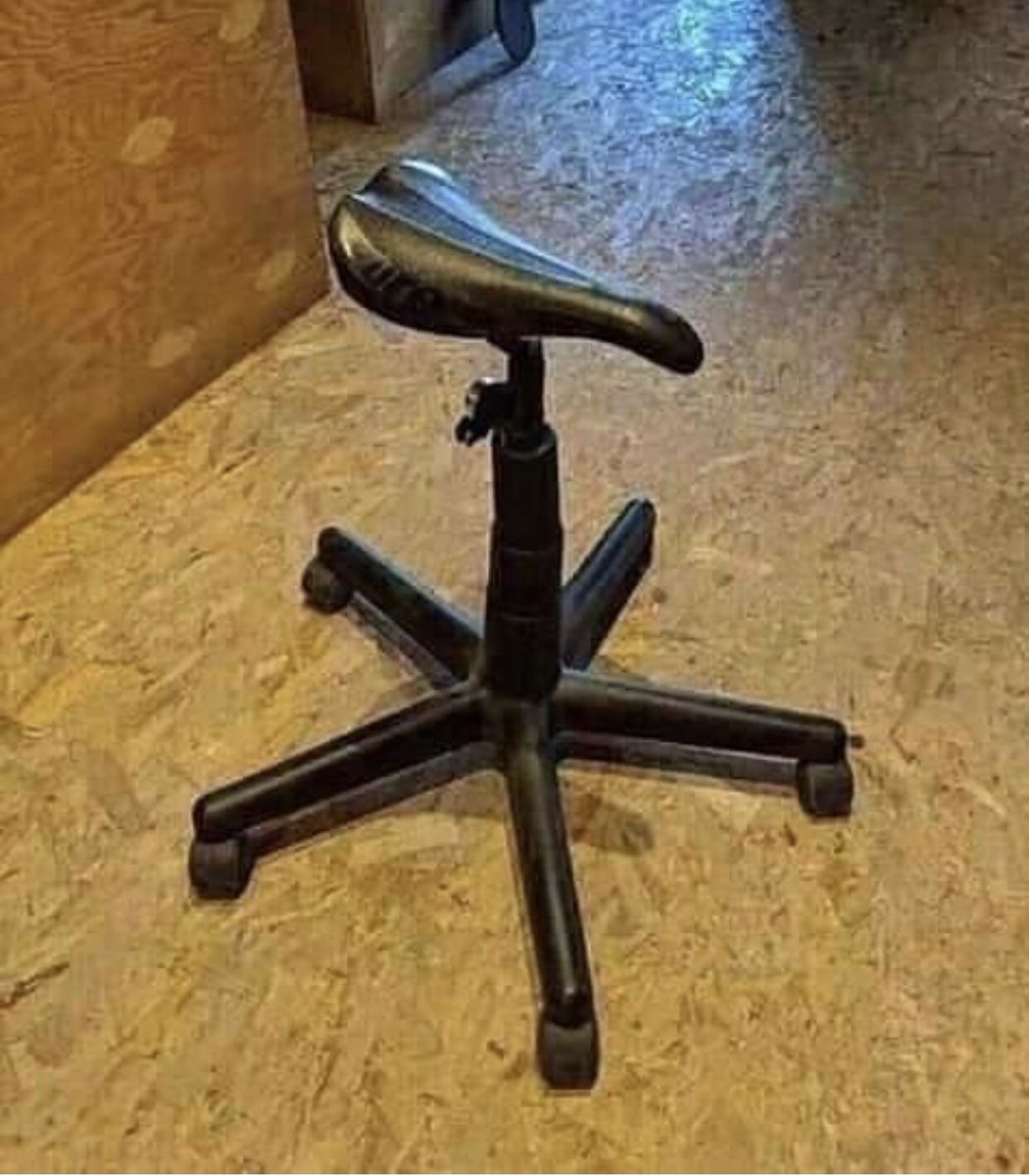 Nueva silla gente ahora estamos más comodos 😁😁😁